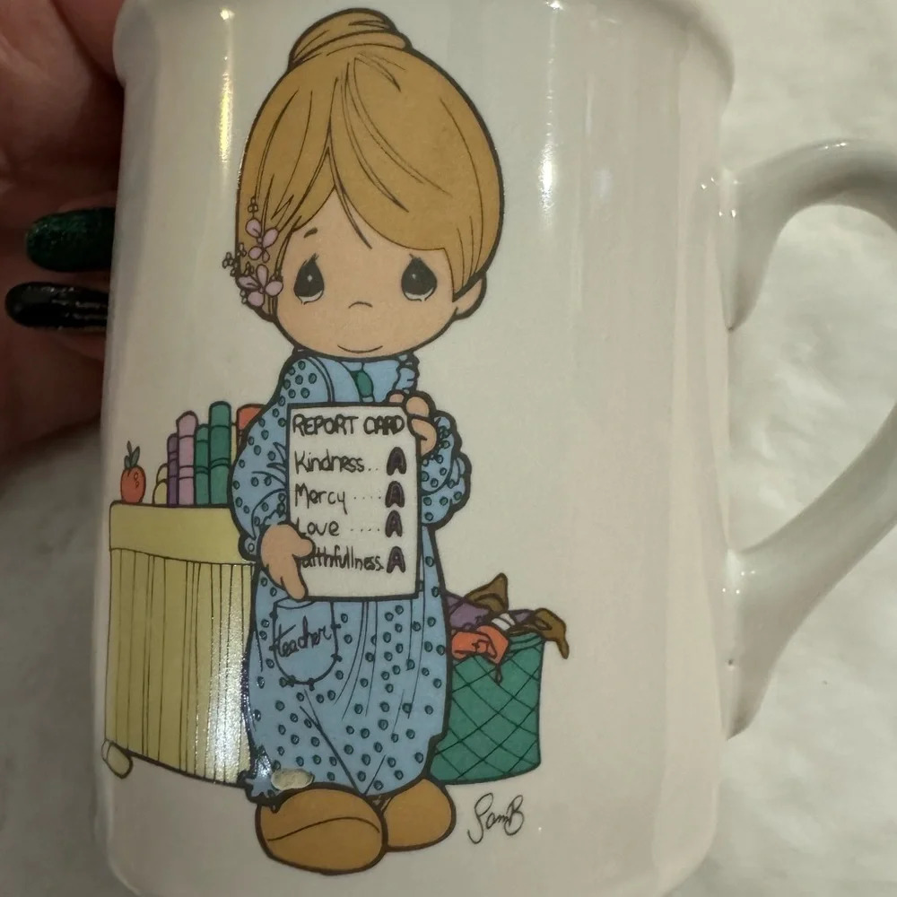 VTG 85 Precious Moments Teacher Coffee Cup Mug Love Never Fails Teachercore - Picture 3 of 10